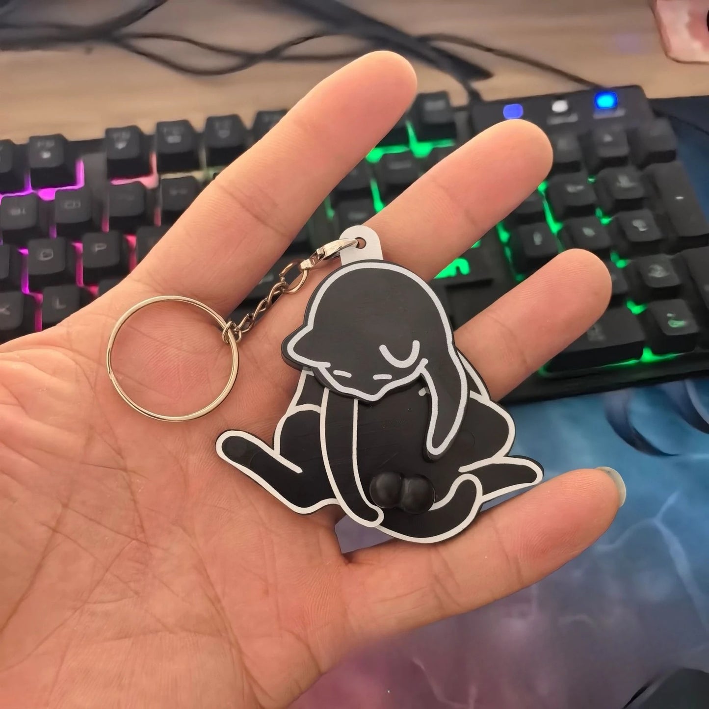 Funny Wiggling Cat Keychain 10