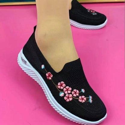 Embroidery Soft Sole Sneakers 2