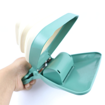 Pooper Scooper with bag attached 2