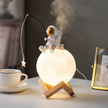 Night Light Astronaut Decoration Aroma Diffuser 2