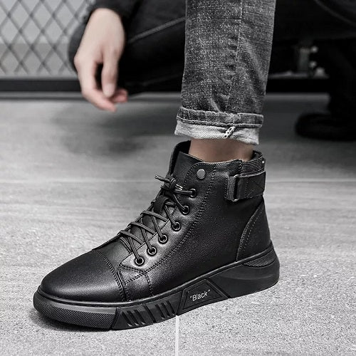 MEN BLACK LEATHER BOOTS 2