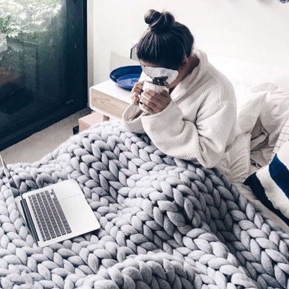 Handmade Chunky Knit Blanket 2