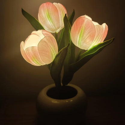 Tulip Night Light with Vase 2
