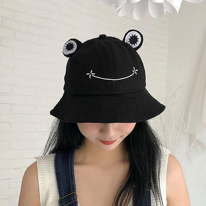 Frog Bucket Hat 2