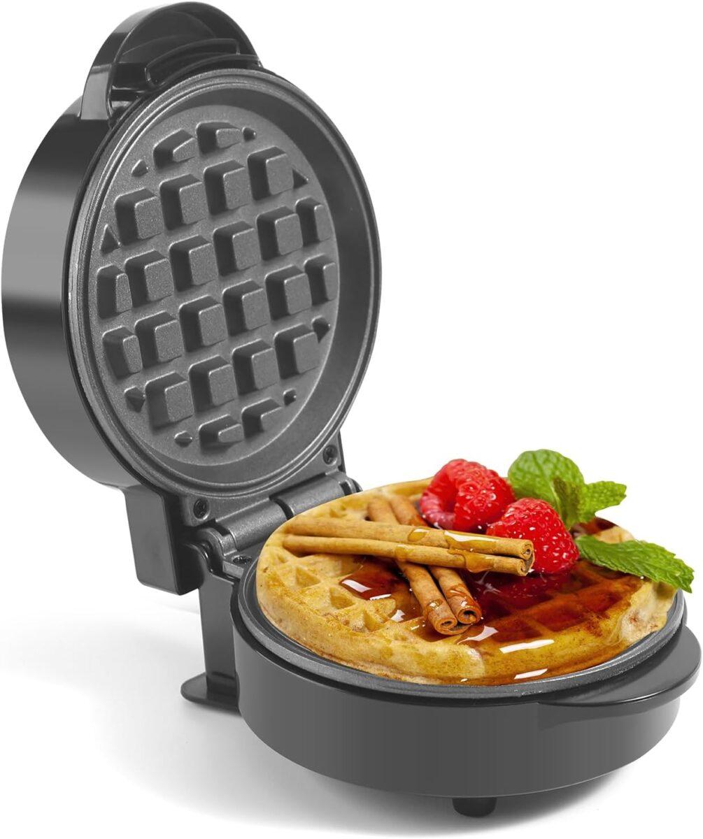 Mini Waffle Maker 2