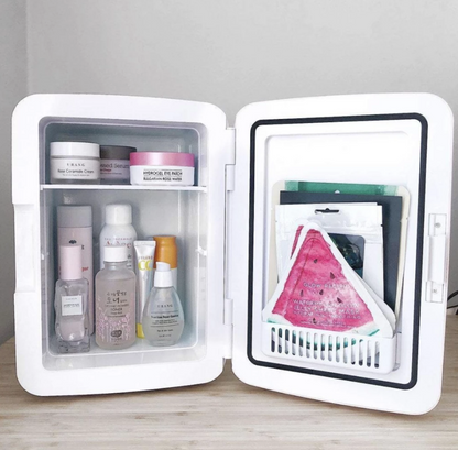 MINI COSMETIC FRIDGE 2