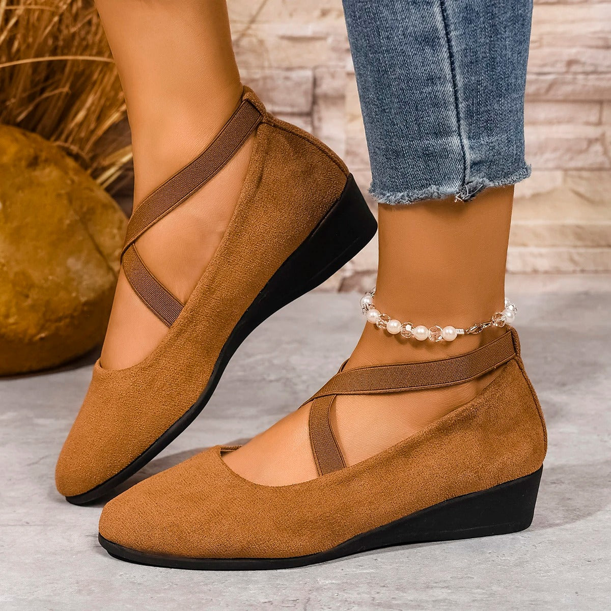 COMFY CLOSED WEDGE SLIP-ON SHOES 2