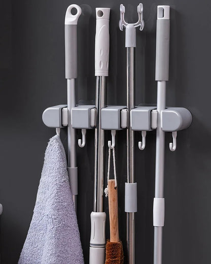 MOP HOLDER WITH HOOK 3