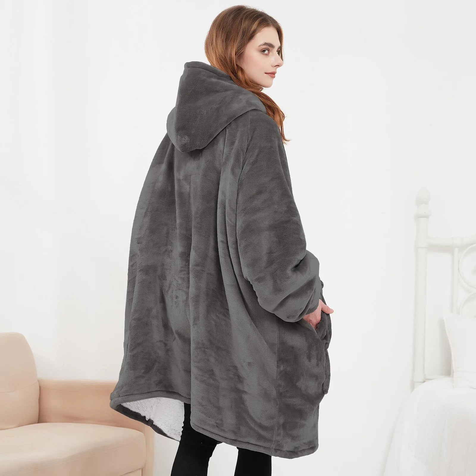 Oversized Wearable Blanket Hoodie – Sherpa Fleece Sweatshirt with Sleeves & Pocket, Warm Plush Hooded Blanket 3