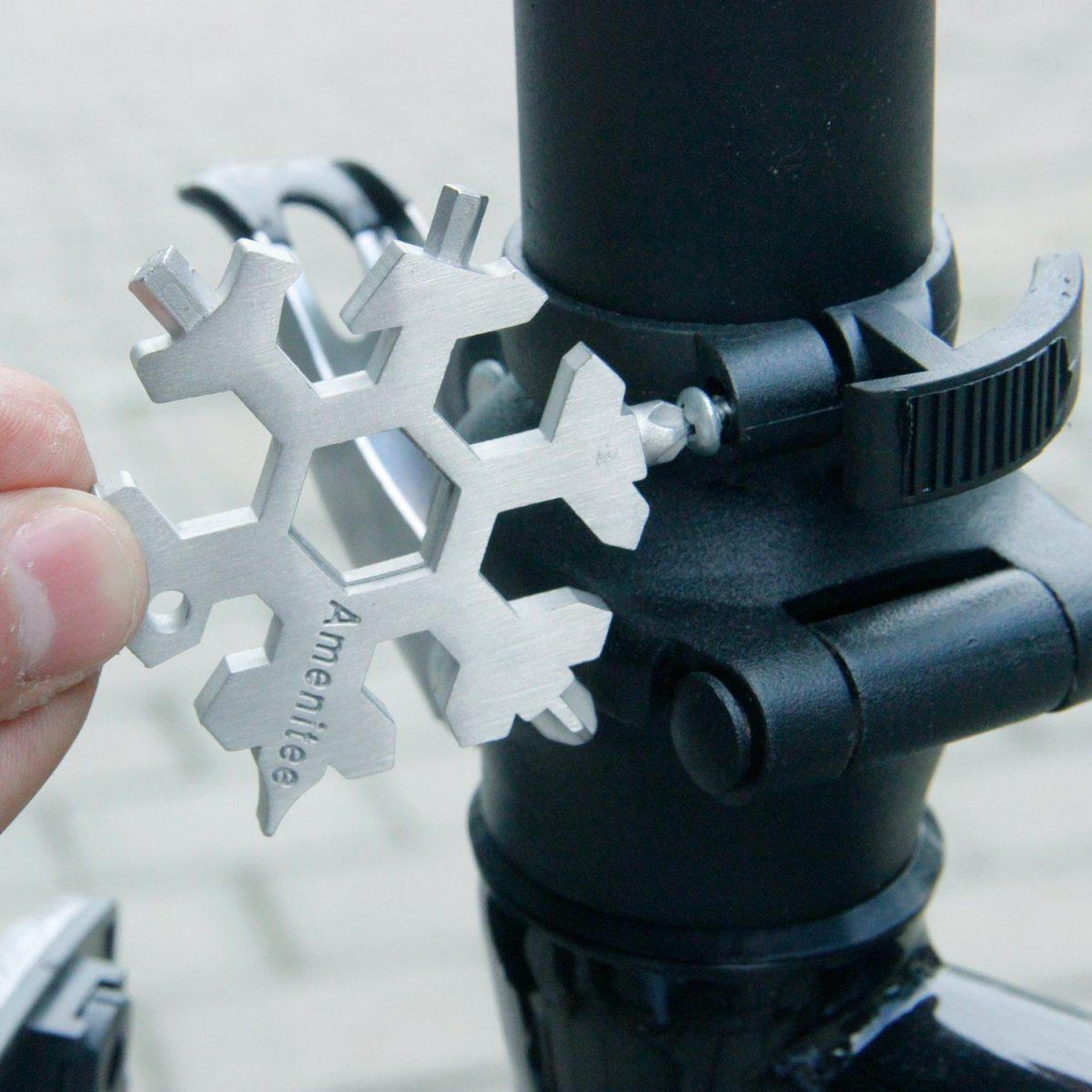 Amenitee 15-in-1 Stainless Multi-tool 3