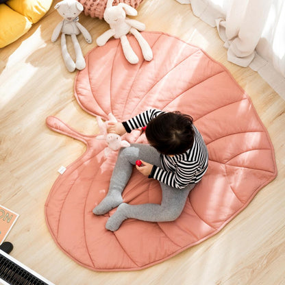 Pets and Kids Leaf Shape Washable Warm Floor Kennel Pad 3