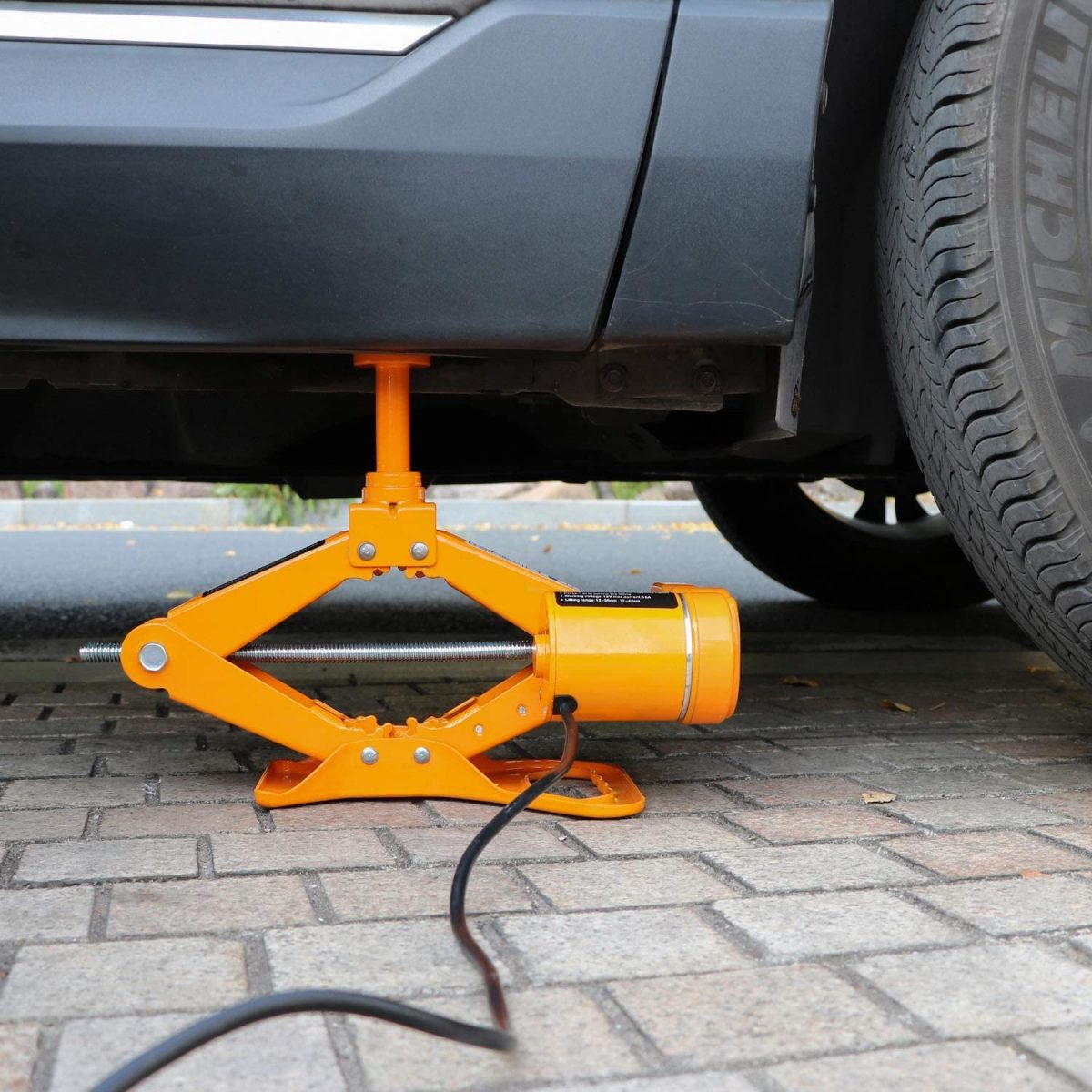 Electric Car Floor Jack 3