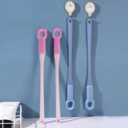 Easy-Reach Deep Cleaning Foot Brush 3