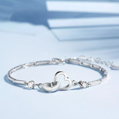 CLAMPED HEARTS BRACELET 3