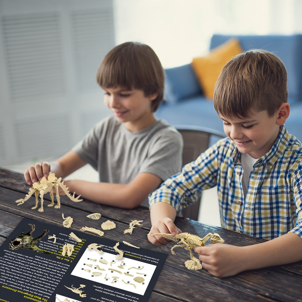 Dinosaur Fossil Digging Kit 3
