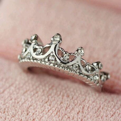 Vintage Queen Crown Birthstone Ring 3