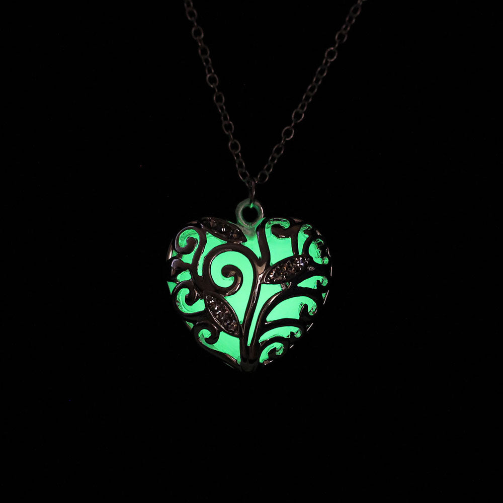Glowing Heart Chakra Pendant 4