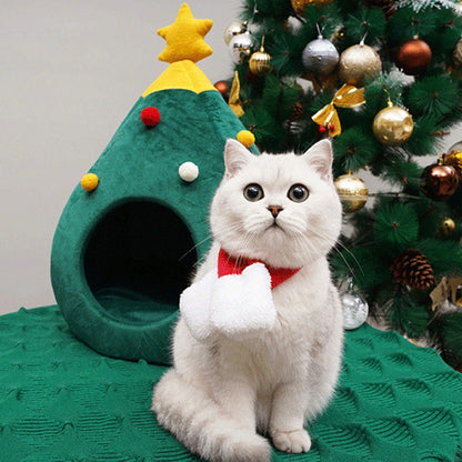 Cosy Warm Christmas Tree Cat Bed 4