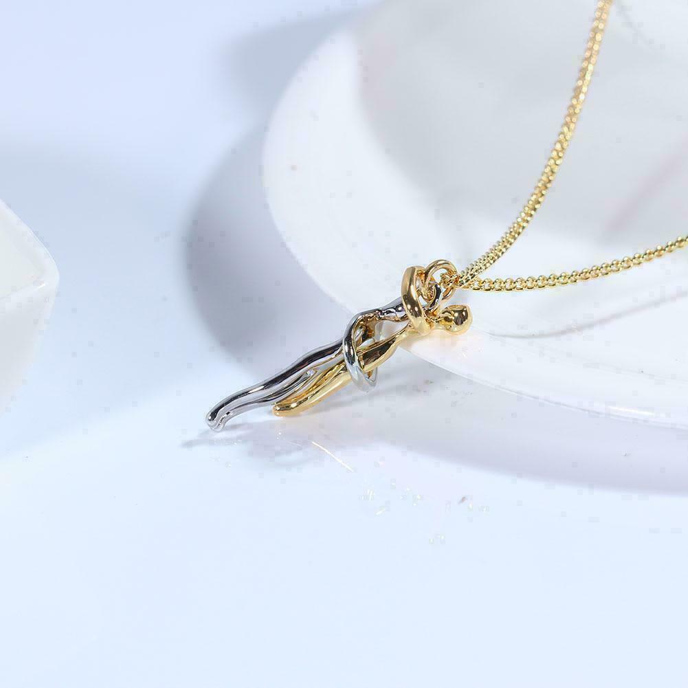 The Hug Necklace 4