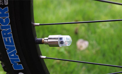 Car / Bicycle Wheel Flashing Light 4