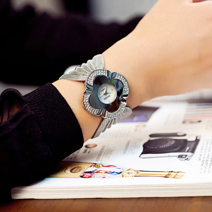 Elegant Butterfly Gold Watch 4