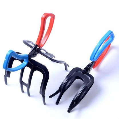 A FISHING PLIERS GRIPPER 4