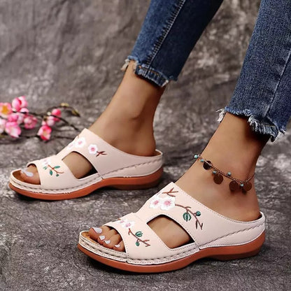 Flower Embroidered Vintage Casual Wedges Sandals 5
