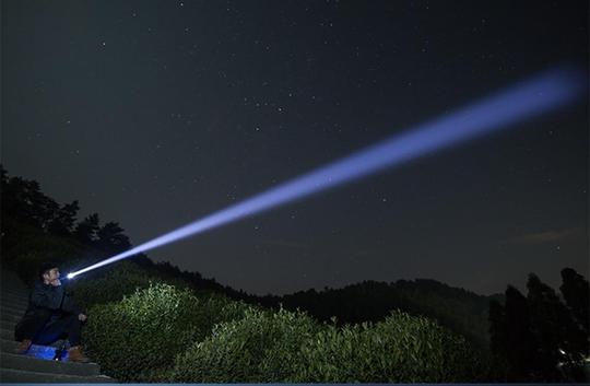 POWERFUL FLASHLIGHT 5
