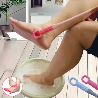 Easy-Reach Deep Cleaning Foot Brush 5