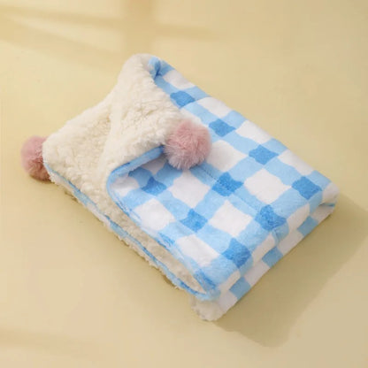 Cozy Checkered Pet Blanket 6