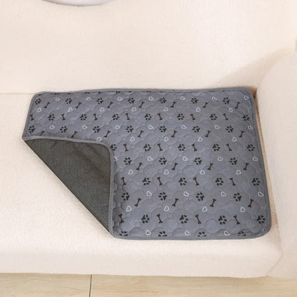 ? PawGuard Reusable Waterproof Dog Pee Pad Blanket ￼ 7