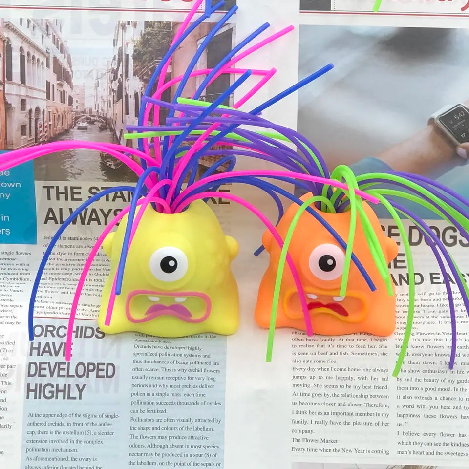 Funny Hair-Pulling Screaming Monster Toy 7