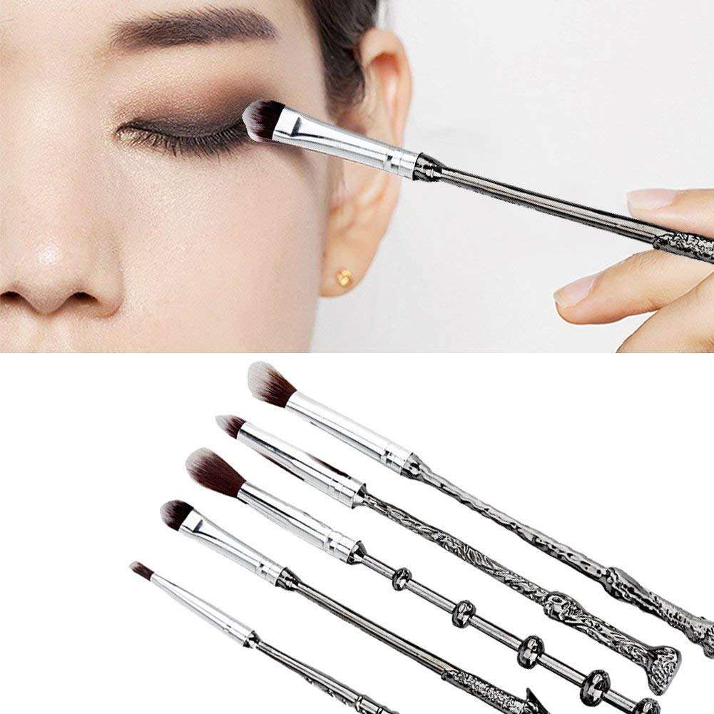 Wizard Wand Make-Up Brushes 1