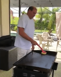 Grill Brush 1