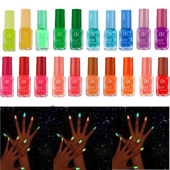 GLOWI NAILS - GLOW IN THE DARK NAIL POLISH 1
