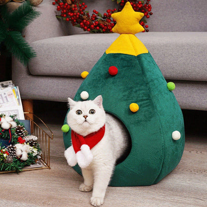 Cosy Warm Christmas Tree Cat Bed 1