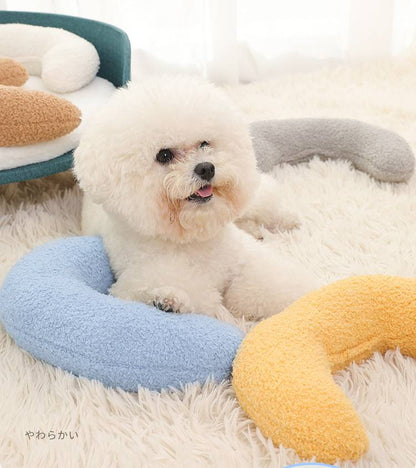 Pet U Shape Calming Pillow 1