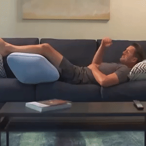 The Leg Elevation Pillow 1