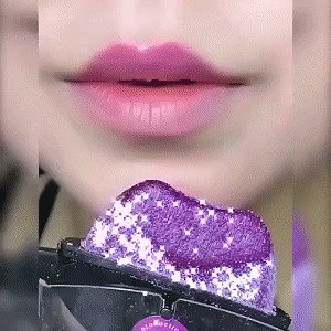 Lazy Lipstick 1