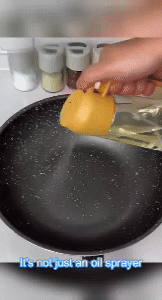 2-in-1 Spray Oil Bottle 1