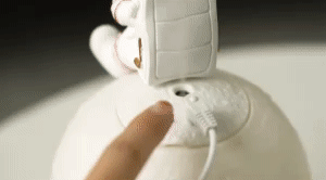 Night Light Astronaut Decoration Aroma Diffuser 1