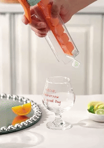 Ice Cube Mold With One Hand 1