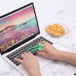 Finger Chopsticks for Gamers 1