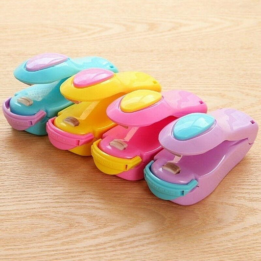PORTABLE MINI SEALING HOUSEHOLD MACHINE 1