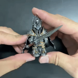 Crusader Figurine, Magnetic Action Figure 1