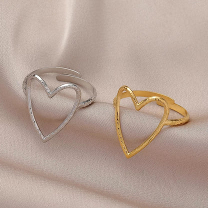 STATEMENT HEART RING 1