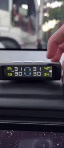 Display Solar Charging Tire Pressure 1