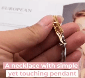 The Hug Necklace 1