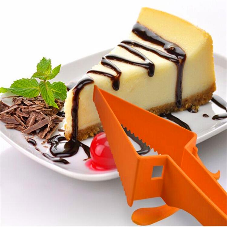 The Perfect Cake & Pie Server 1