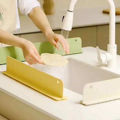 Silicone Sink Splash Guard with Suction Cup 1